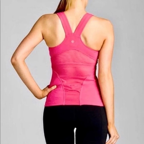 lululemon athletica Tops - LULULEMON Deep V Athletic Size 8